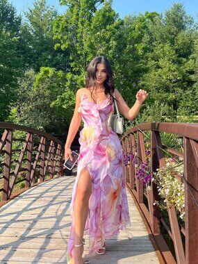NWOT MANGO Floral ruffles dress